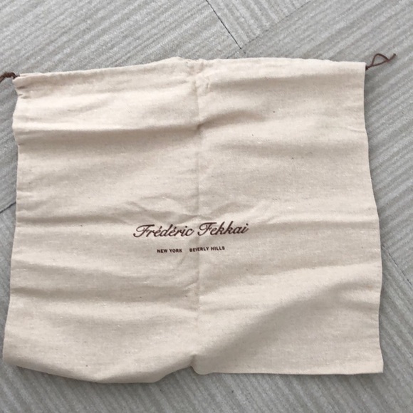 NWT Frederic Fekkai “Beauty Dopp Kit” in Brown. - Picture 7 of 8